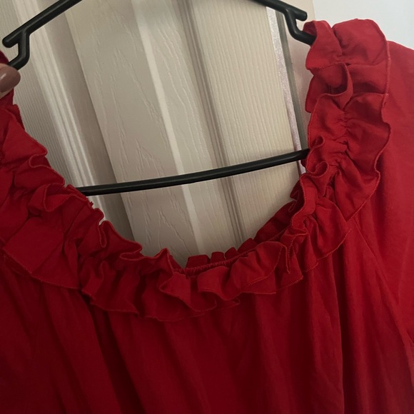 Elegant Red Ruffle Dress - Picture 2 of 2